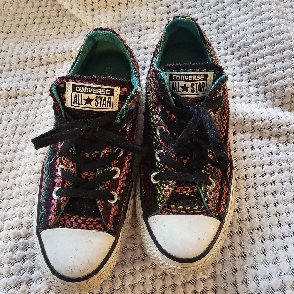 Converse All stars size 6